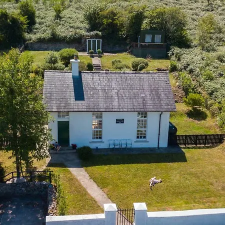 The Old School House *
